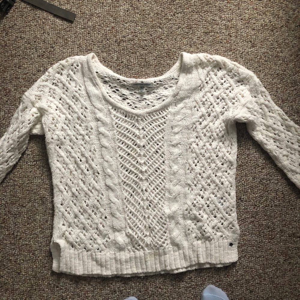 White American Eagle Sweater
